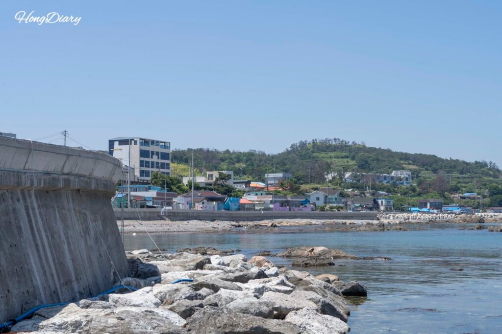 オリュゴアラ周辺の海岸線