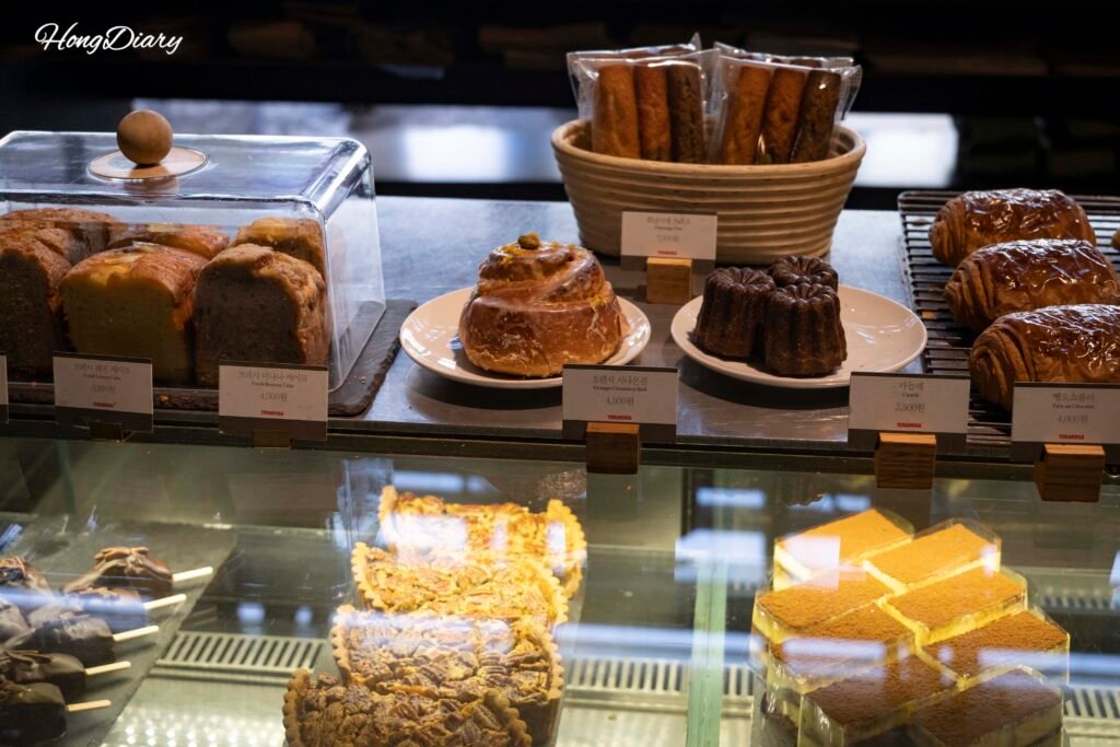 Bakery display at Terarosa F1963 Busan