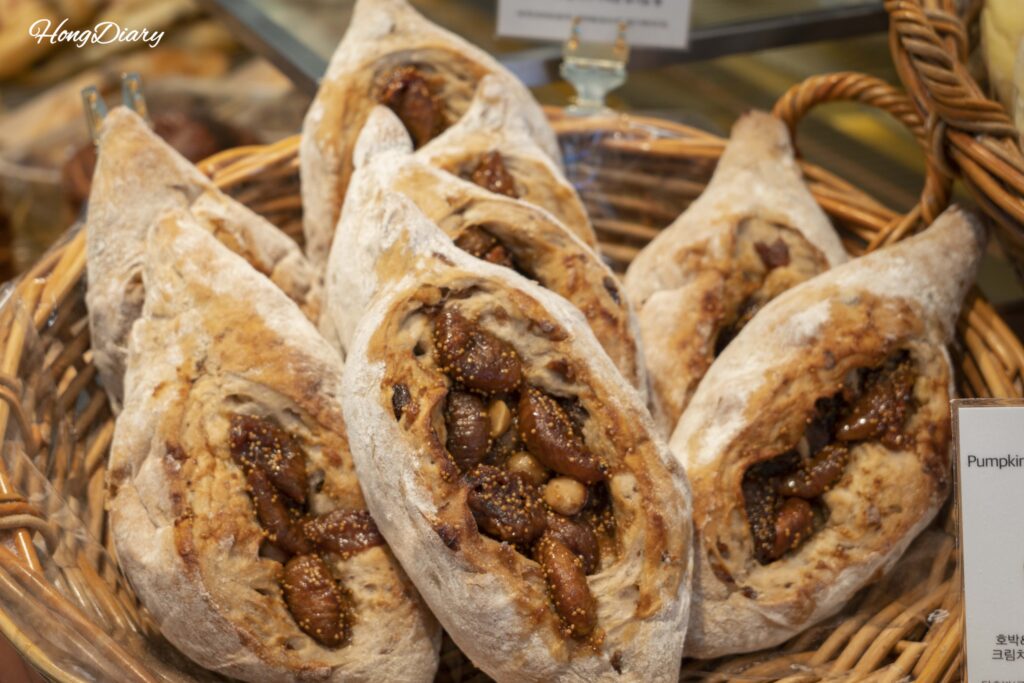 Victoria Bakery Garden釜山の店内パン