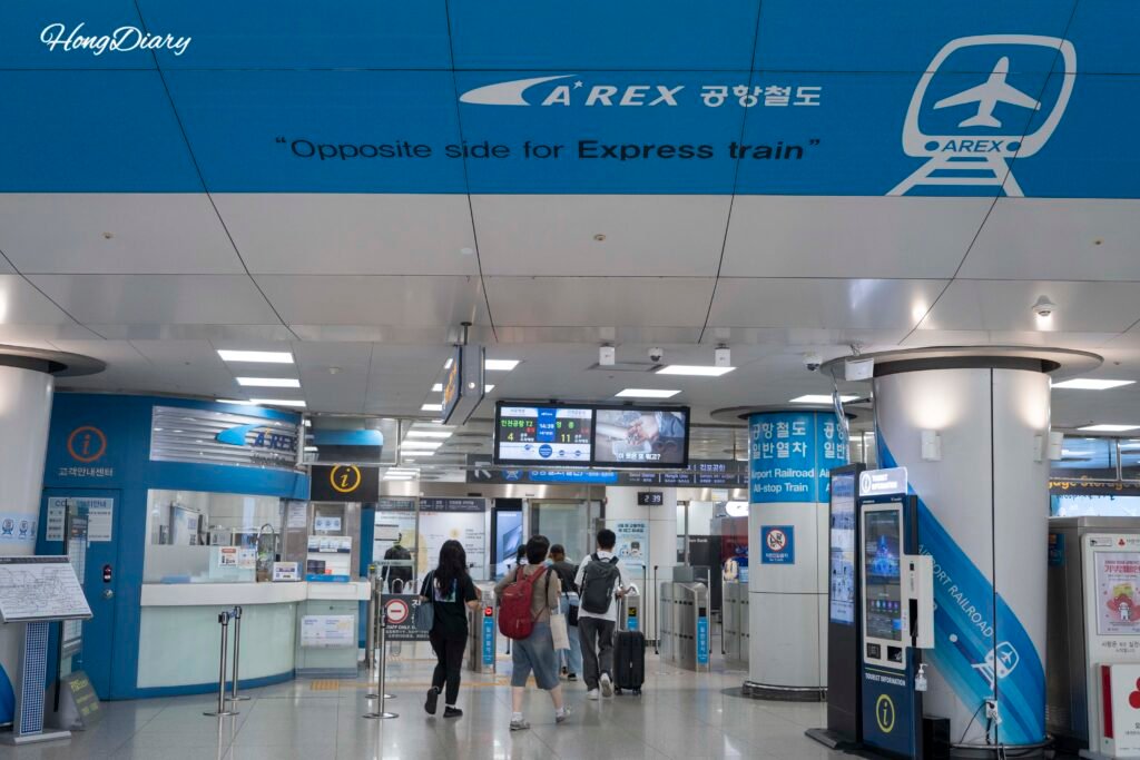 仁川空港の一般列車(青色)改札入口