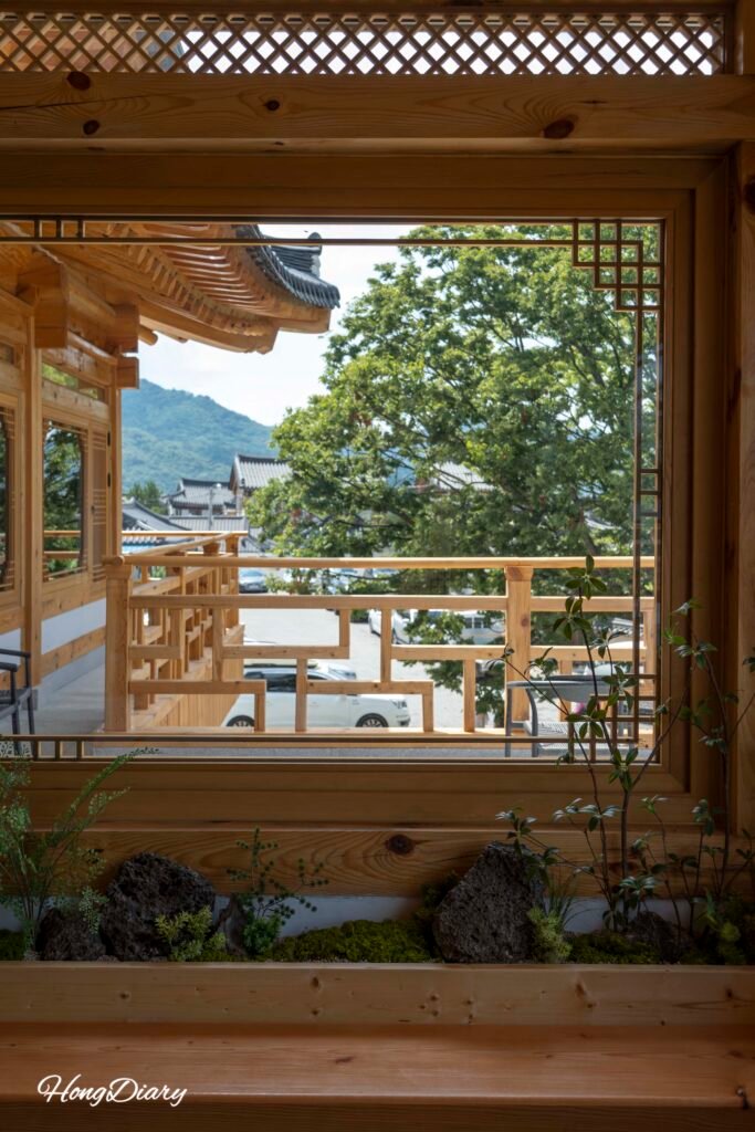 ビチェボゲット2階の窓から見た慶州の景色