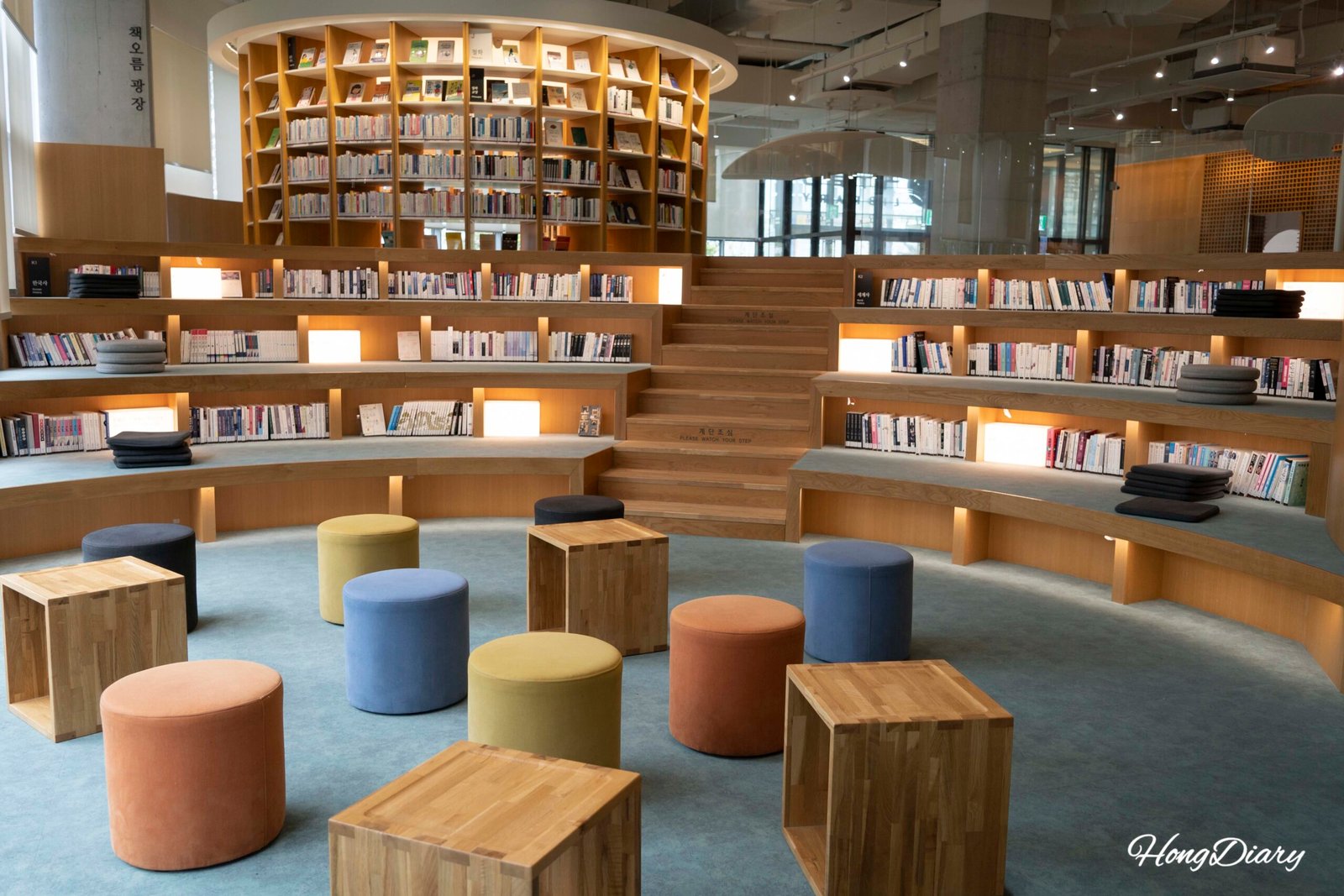 Interior of Big Dipper Library, Busan — circular bookshelves and natural light