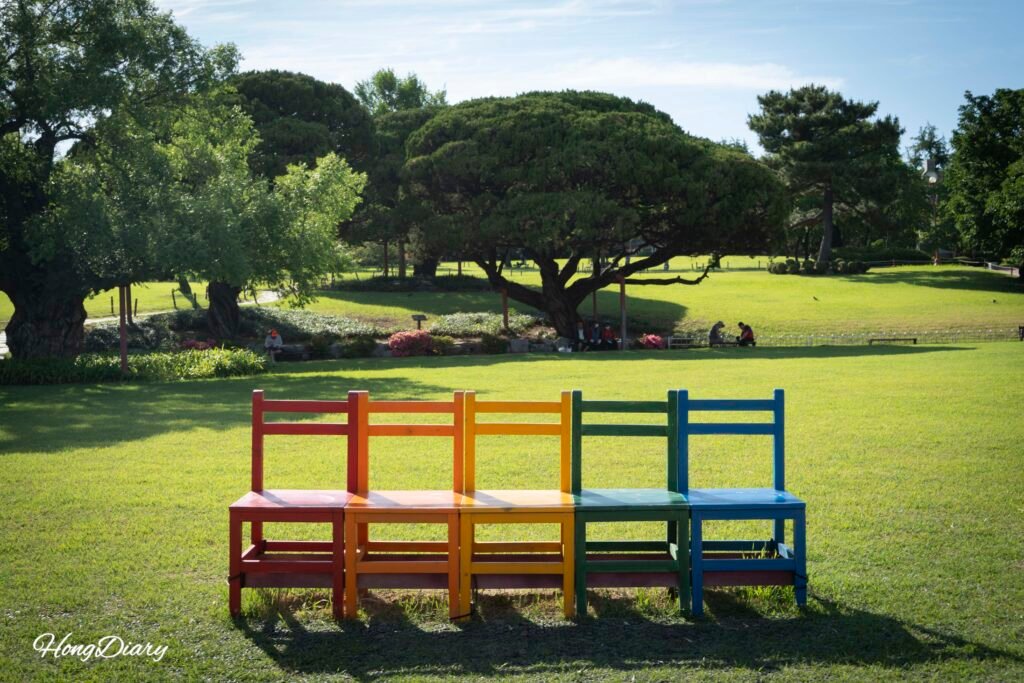 Vista panorámica del parque Dalseong Daegu con escultura emblematica spot de fotos