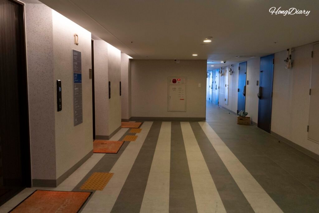 Corridor inside Grazie Hotel Busan Yeongdo after check-in