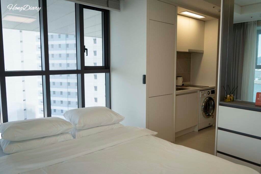Kitchen and washing machine in Grazie Hotel Busan Yeongdo