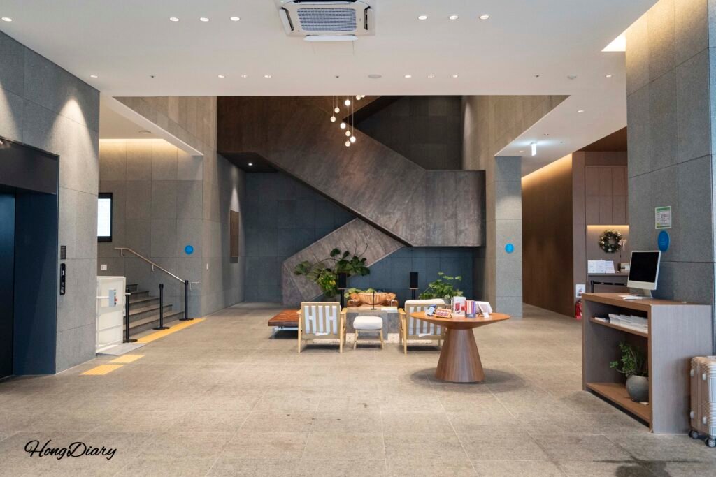 Lobby area of Grazie Hotel Busan Yeongdo