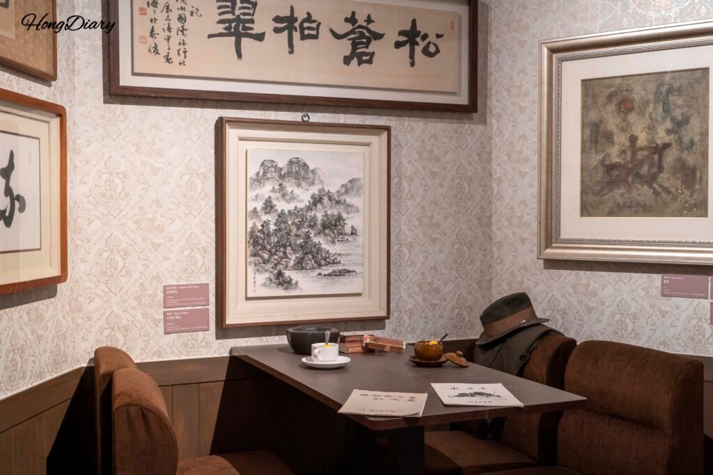 Sala de historia contemporánea del Museo Folclórico Natural de Jeju con recreación de Chilseong-ro años 60-80