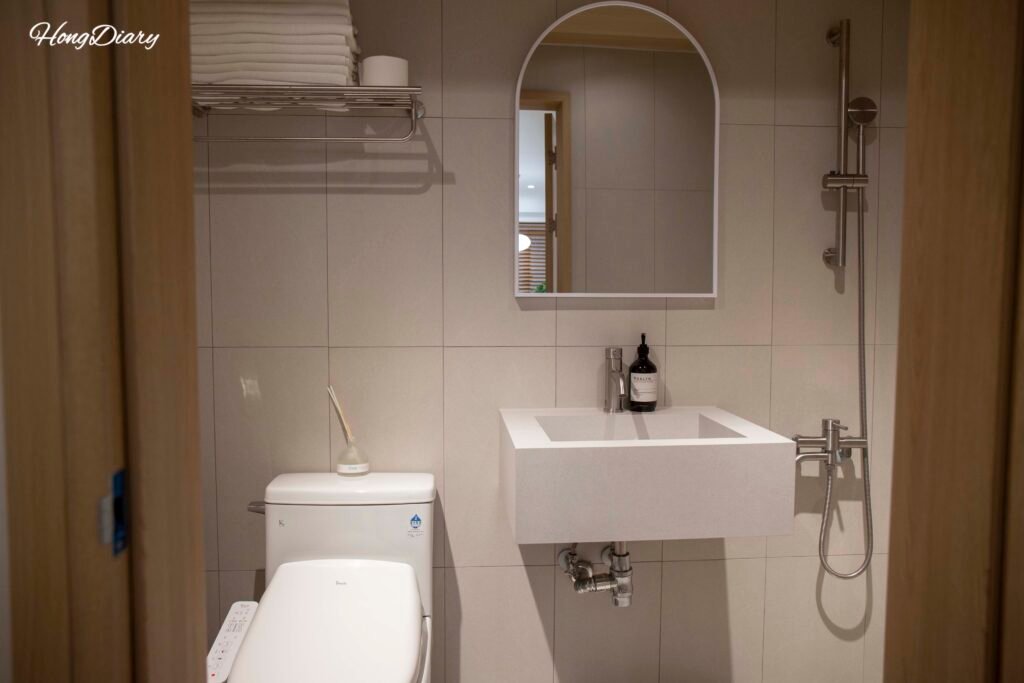 Baño interior de Jeongonjae Busan
