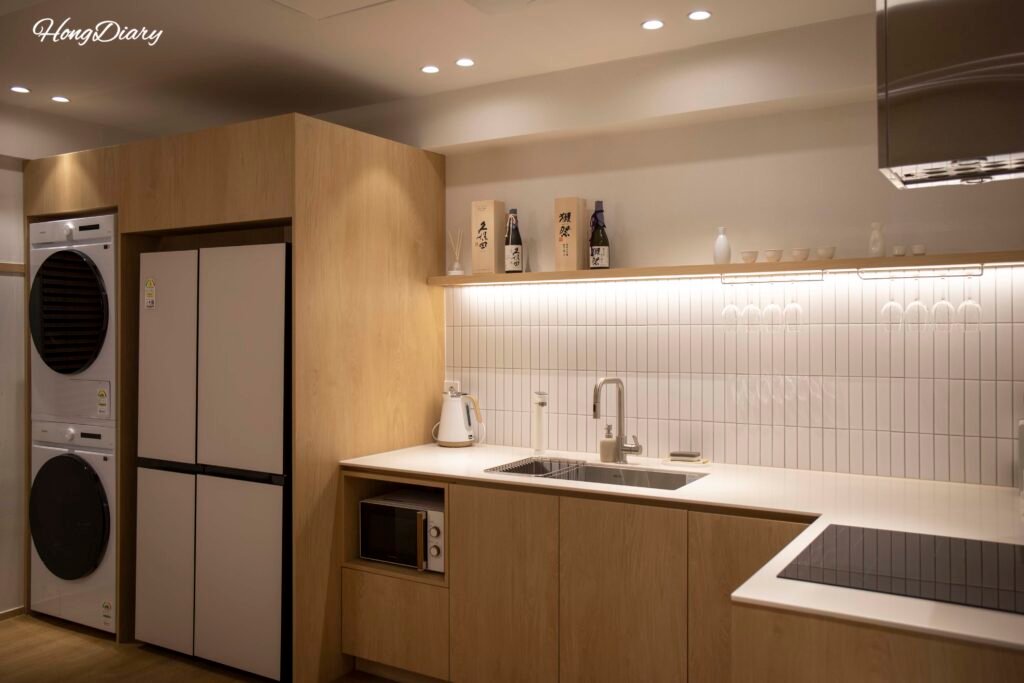 Cocina completa de la habitación Cho en Jeongonjae Busan