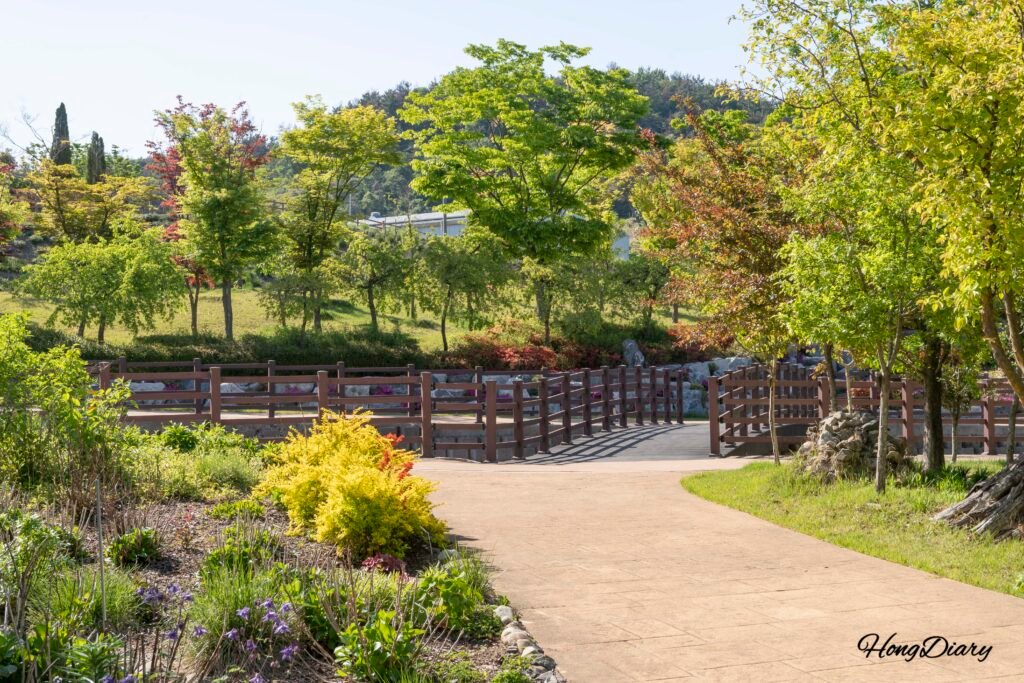Sendero del Parque Temático Agrícola Dumesil, Jinju