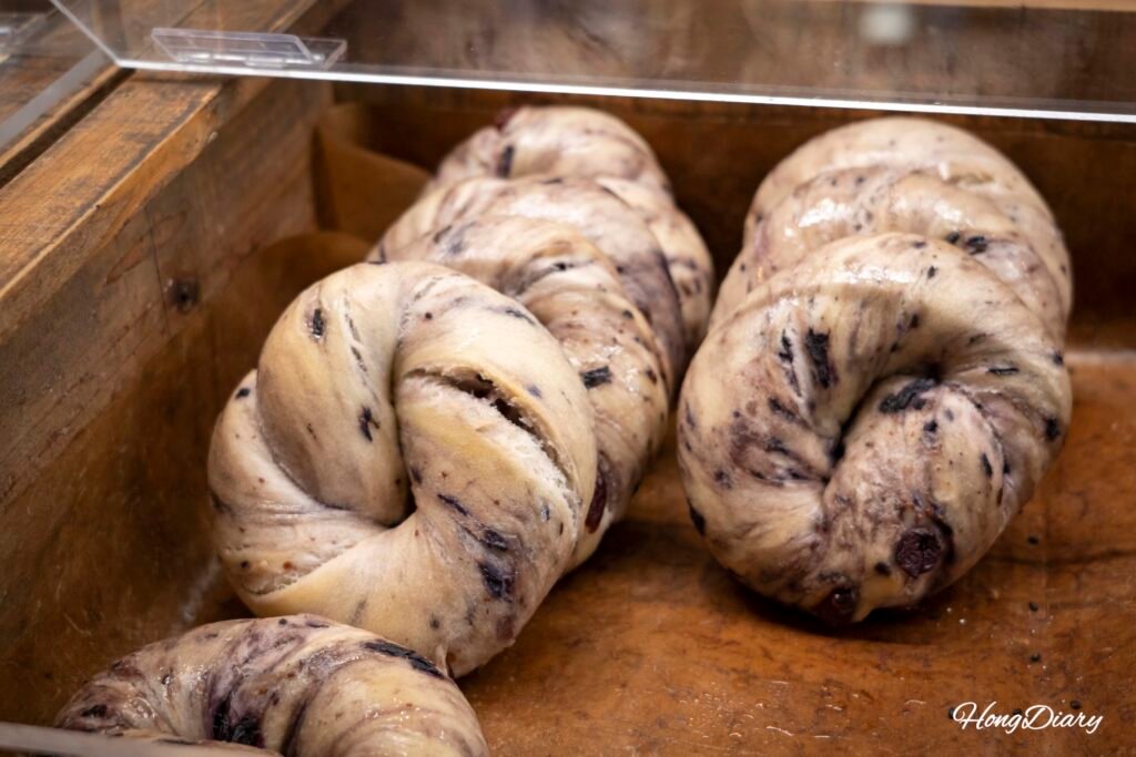 Variedades de bagel en Onjisim café, Seúl