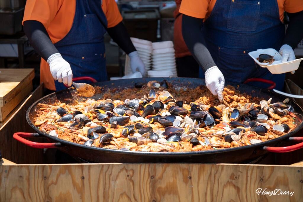 Sehoskitchen Gijang anchovy paella being prepared at Port Village Busan 2026