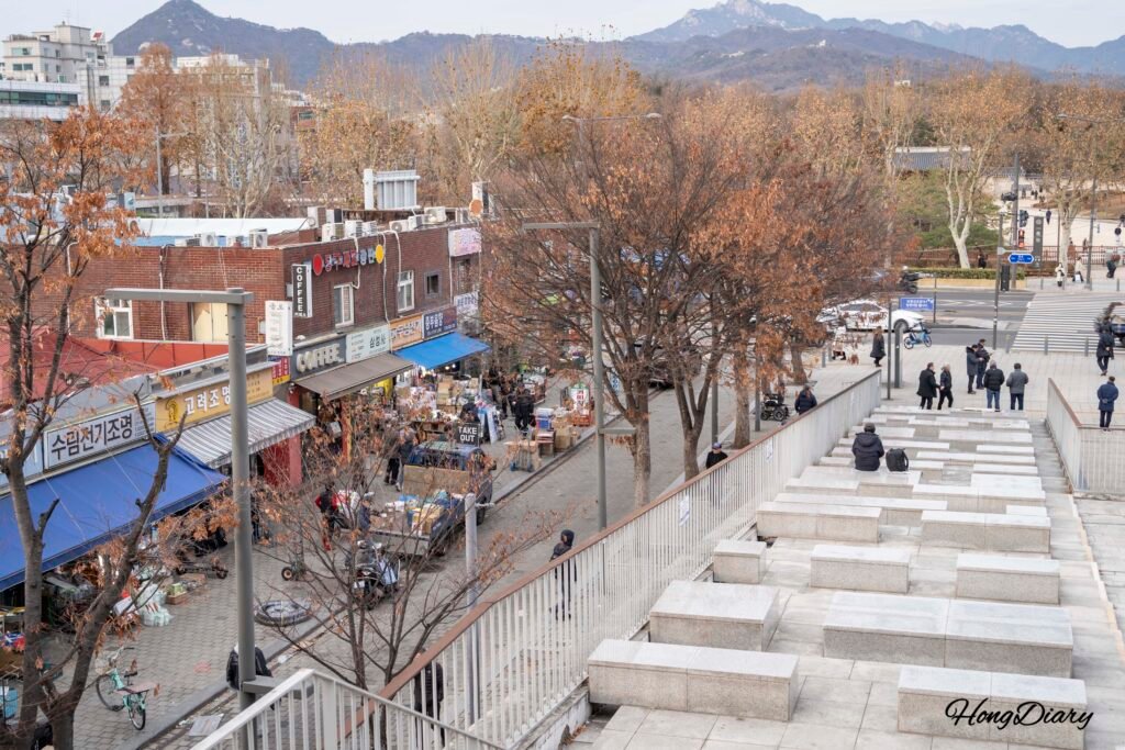 Ambiente de calle cerca de Sewoon Sangga, Jongno, Seúl