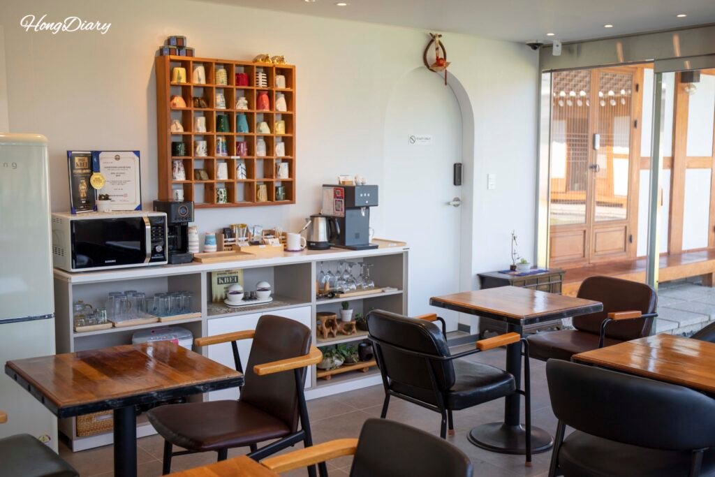 On-site café at Wonhwaru Gyeongju where free breakfast is served at 9 AM