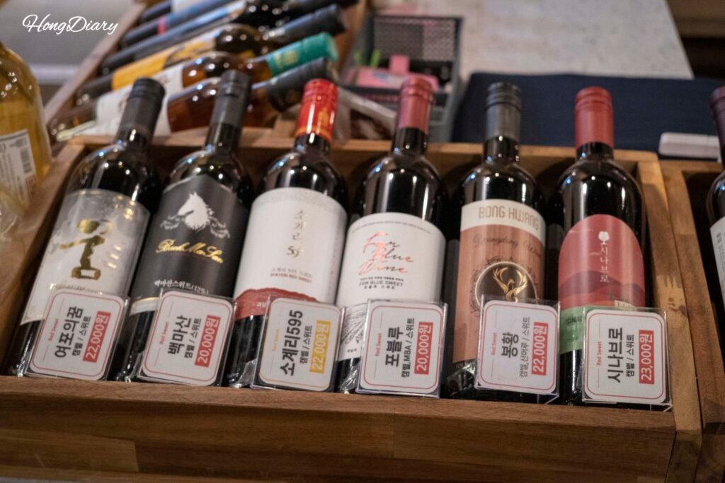 Vinos coreanos a la venta en el Túnel de Vino de Yeongdong