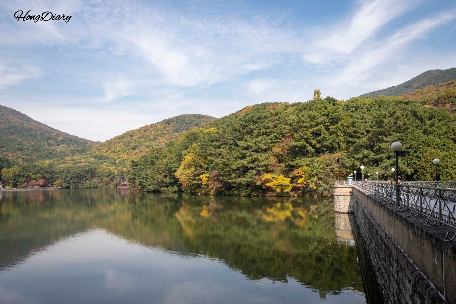 Seongjigok Reservoir, el lago en el centro de Busan Children's Grand Park