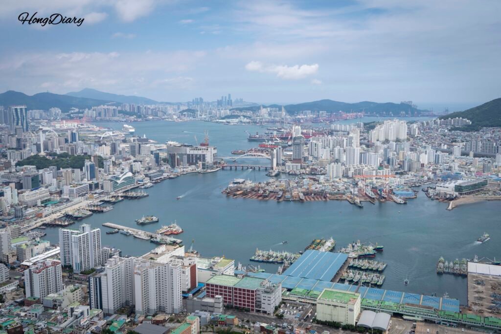 Vista panorámica desde mirador Cheonmasan Busan puerto