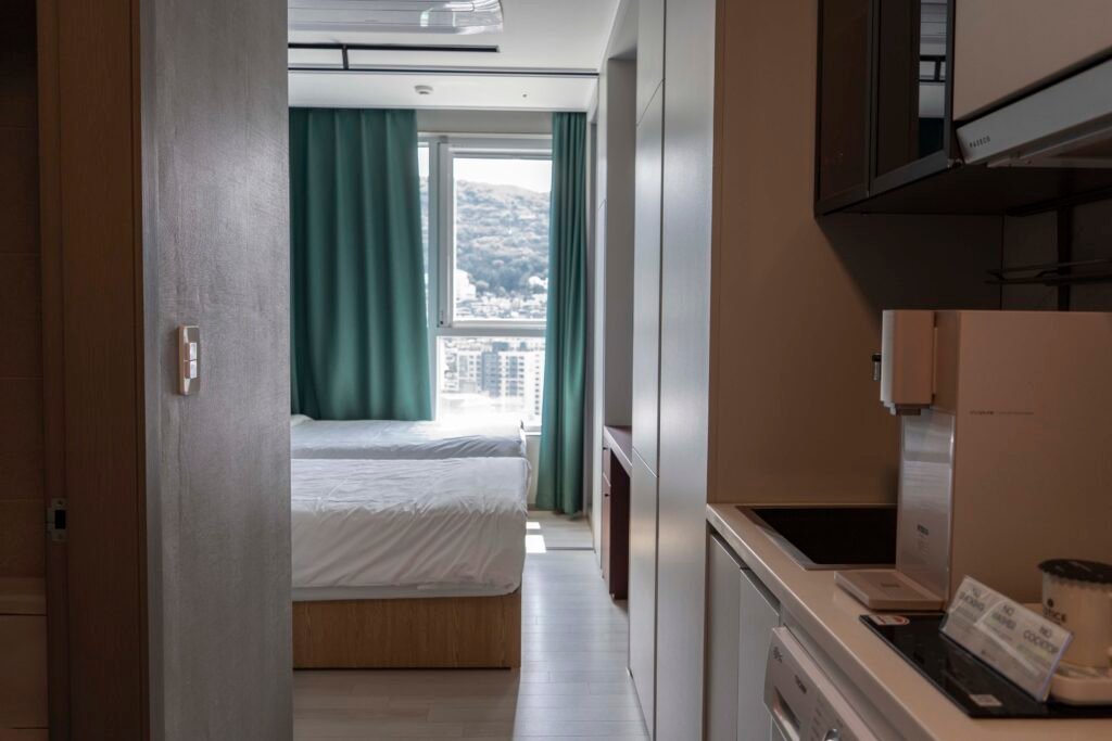 Cotice The Ground Busan Standard Twin room interior