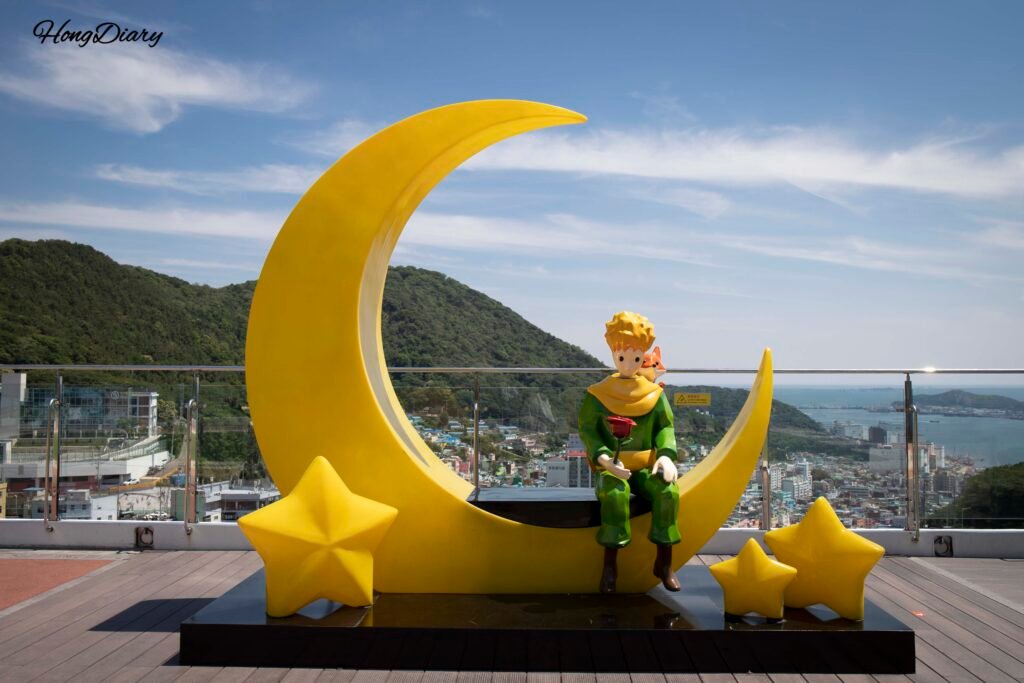 Mirador Byeolmaru Principito Gamcheon Culture Village Busan