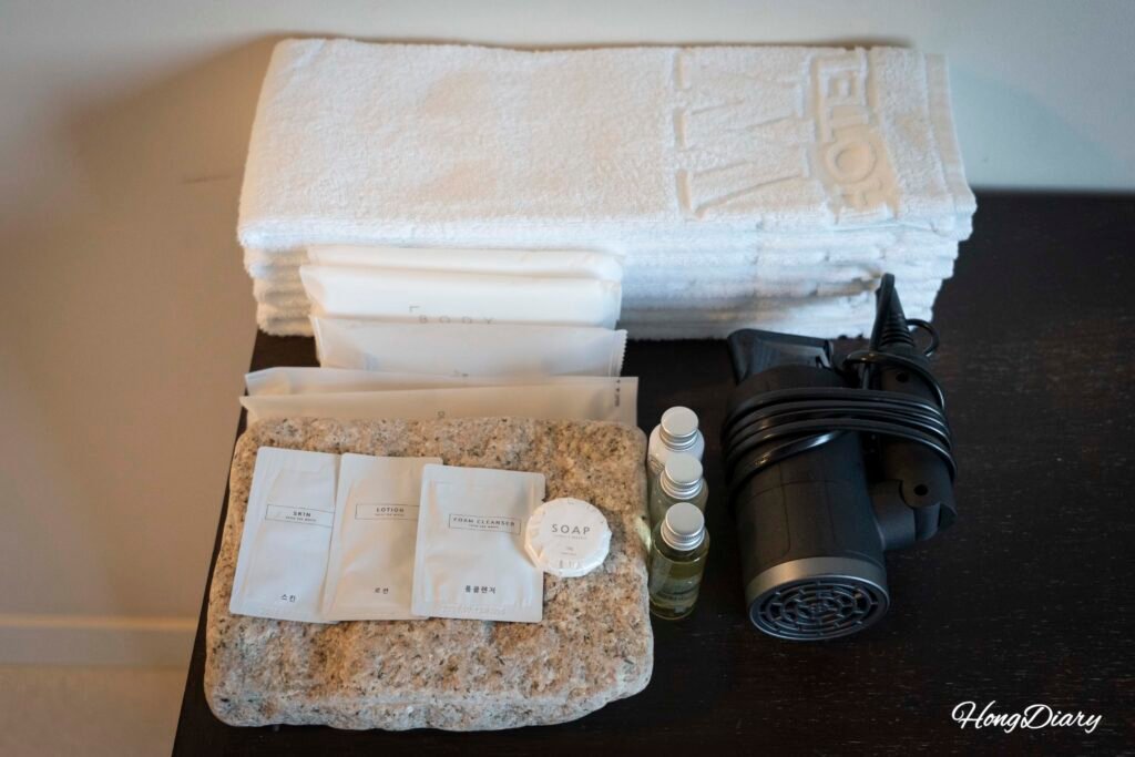 Individually packaged toiletries and amenities provided in Gwangalli W Hotel room
