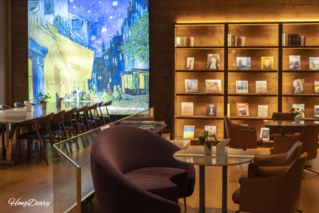 Indoor seating area at Byeolbamso bar and cafe, Hotel Inter-Burgo Daegu