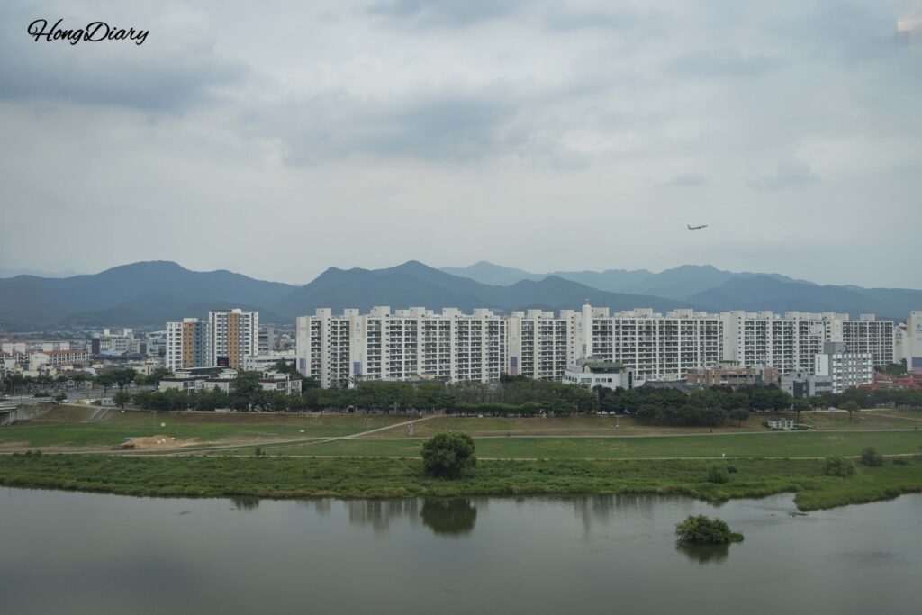 Vista al río Kumho desde la habitación del Hotel Inter-Burgo Daegu