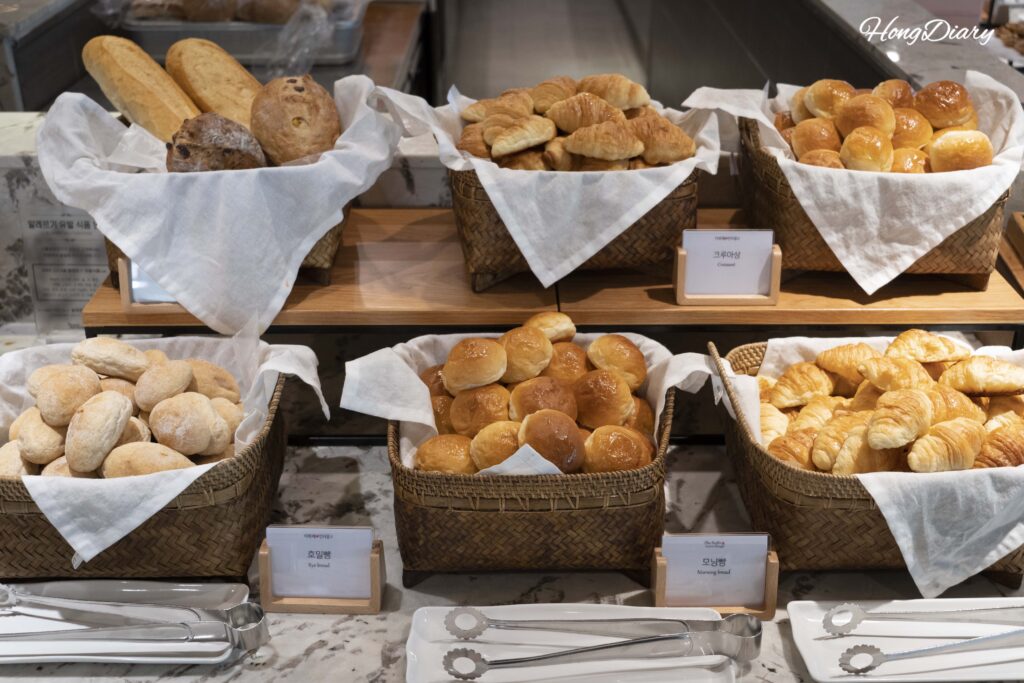 Freshly baked bread selection at The Buffet at Inter-Burgo Daegu