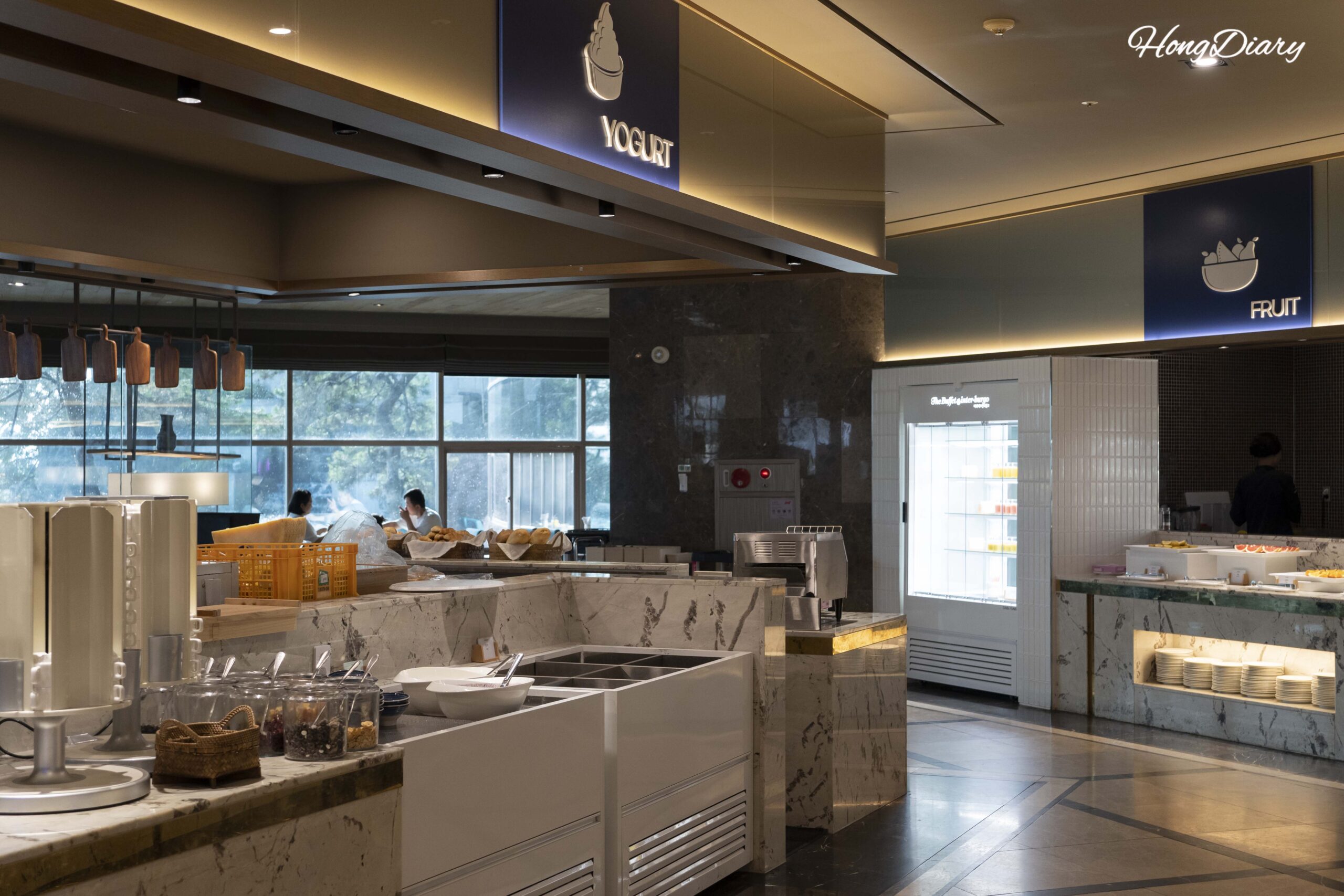 The Buffet at Inter-Burgo Daegu Review: What $66 Gets You at This All-You-Can-Eat 5-Star Hotel Dinner