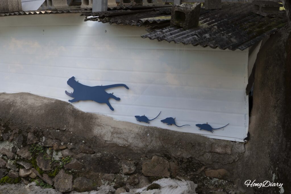 義城の集落にある猫とネズミの壁画｜氷渓渓谷の帰り道で発見