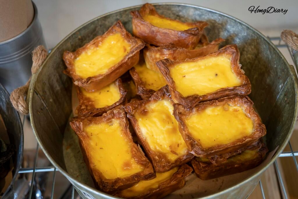 Egg tart signature item Upper East Bakery Busan
