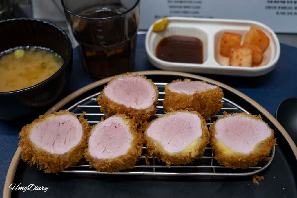YBD hire katsu pork tenderloin cutlet served at HETZ in Gwanganli Busan