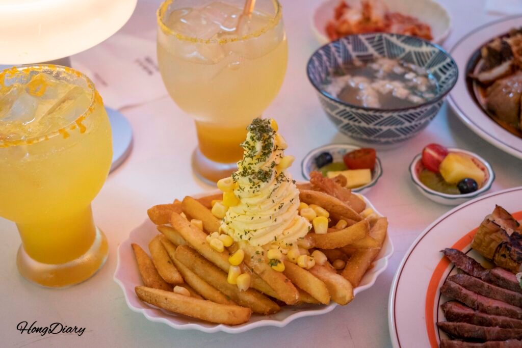 Garlic butter fries at Yeonhwa Dupbab Busan