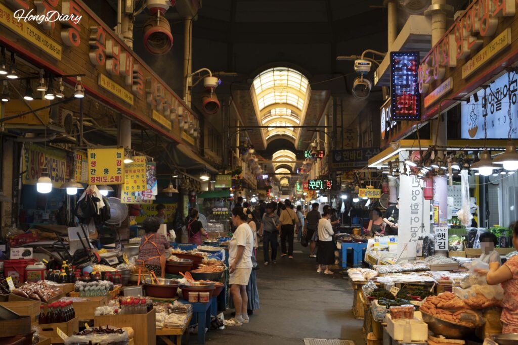 釜田市場の奥の路地（ミステリーマーケット謎解き中）