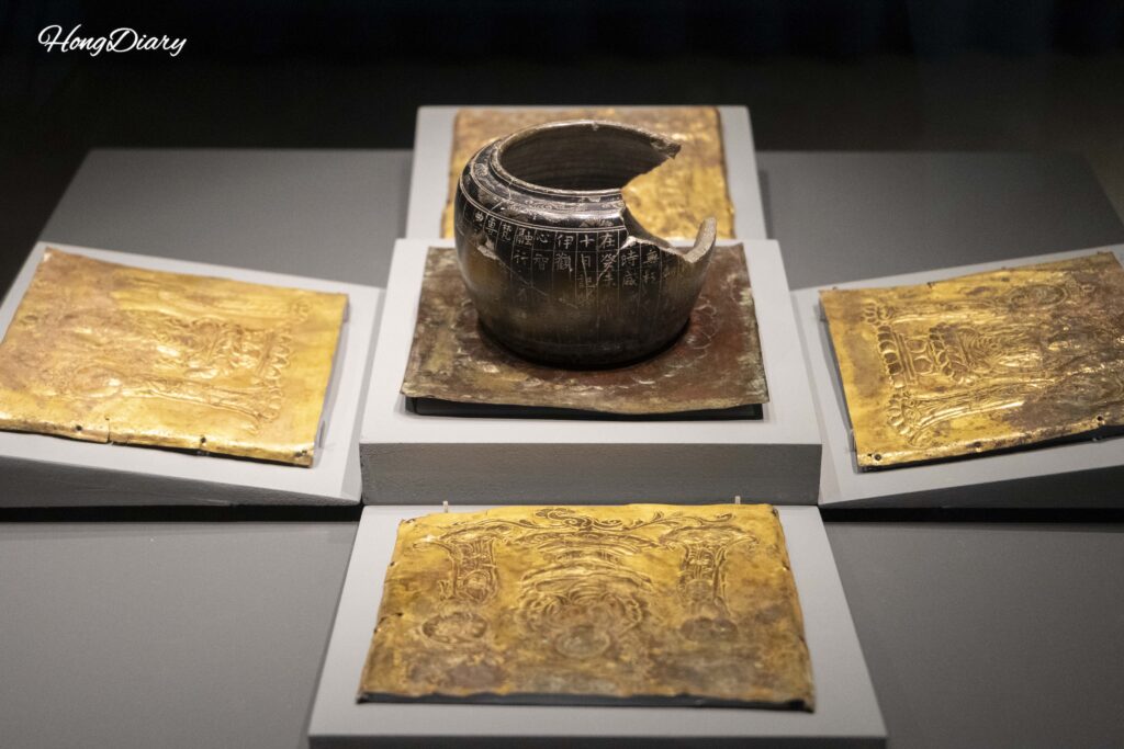 Gilt-bronze sarira reliquary excavated from Hwangnyongsa Temple on display at Gyeongju National Museum