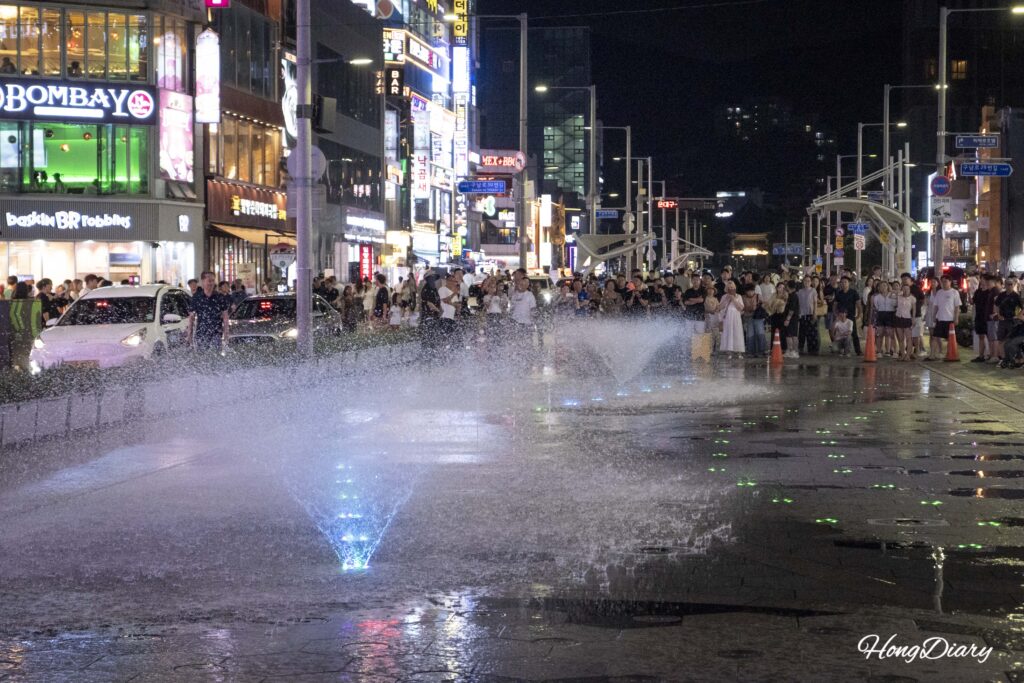 海雲台の亀南路にある高雲バダギル地上噴水