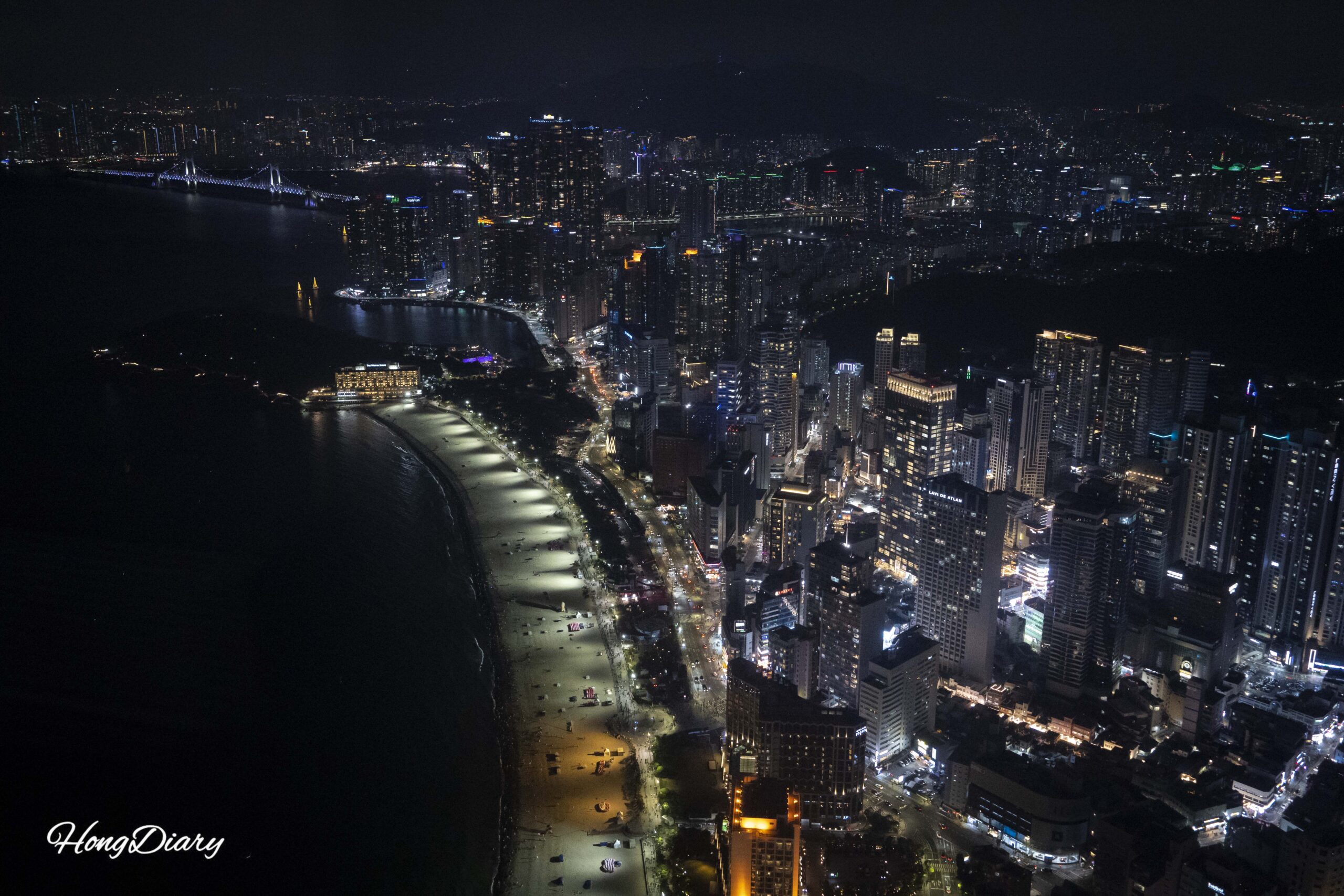 Subí al piso 100 de Busan y me quedé 3 horas viendo el mar cambiar de color