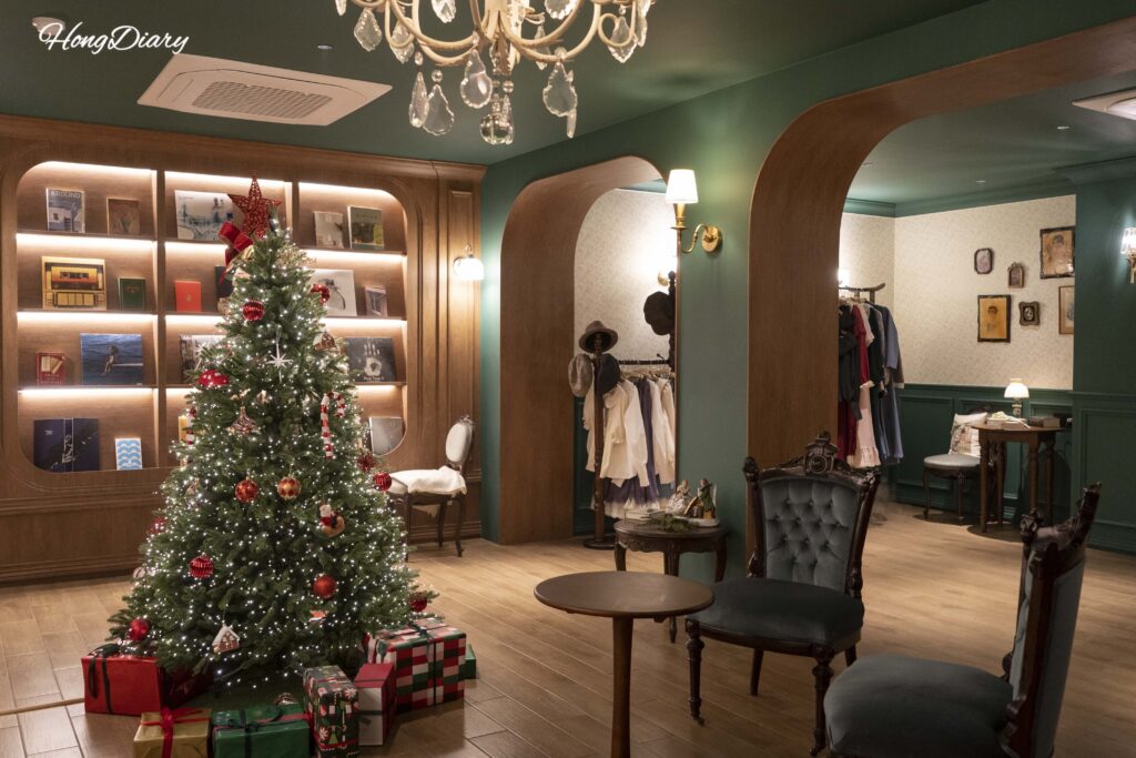 Full view of the Kukjejang Hotel lobby with retro Korean interior design