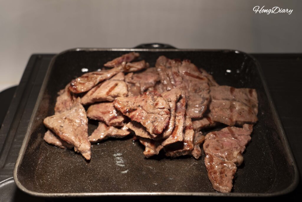 Estación de corte de bistec en el buffet de almuerzo, Ristorante Hotel Nongshim Busan