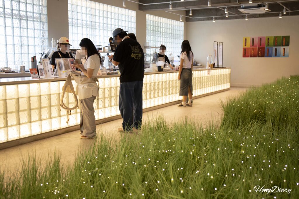 Spring-themed room and ordering counter at Yeoldudal Cafe Miryang