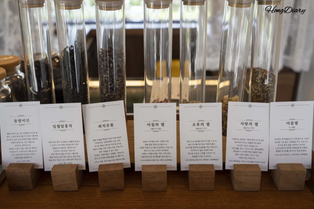 Tea blends and artisan products on display at the ordering counter inside Byeotnwi main hall
