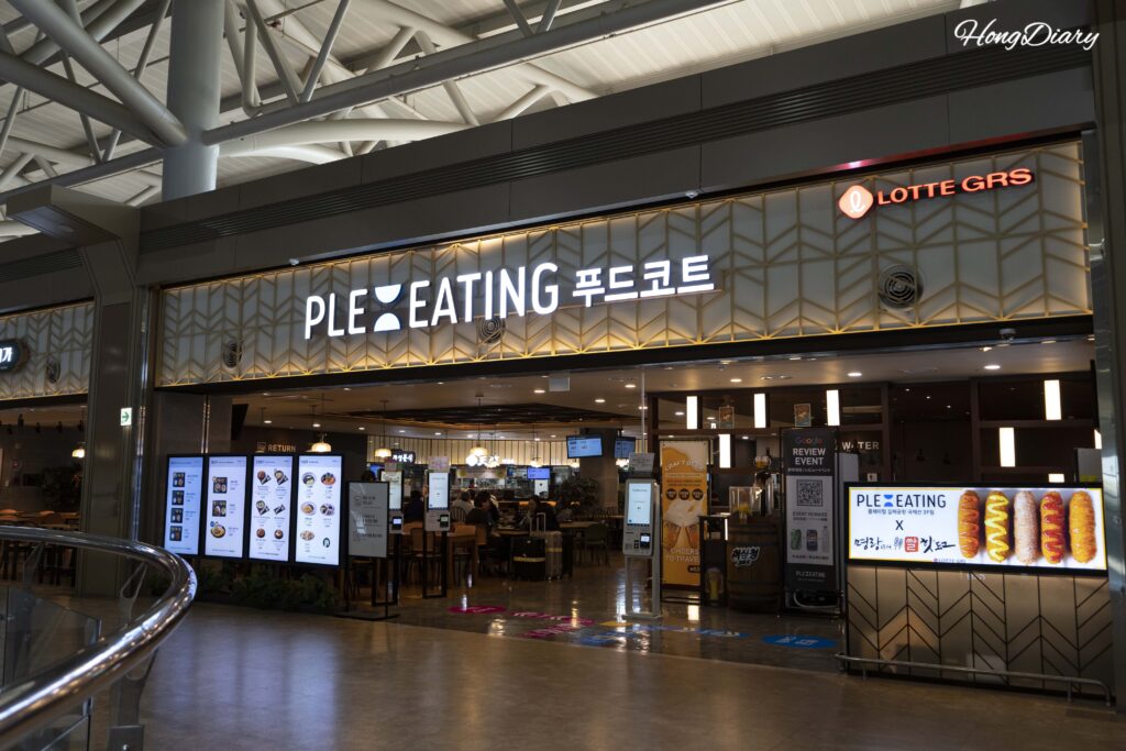 金海空港国際線ターミナル3階にあるフードコート「プレイティング」の入口