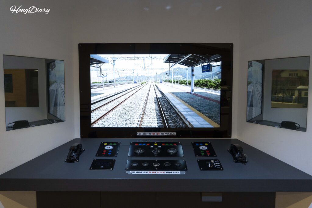 晋永鉄道博物館のムグンファ号運転士体験コーナー