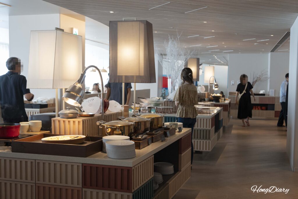 Guests browsing the breakfast buffet spread at PUKU PUKU, RISONARE Shimonoseki